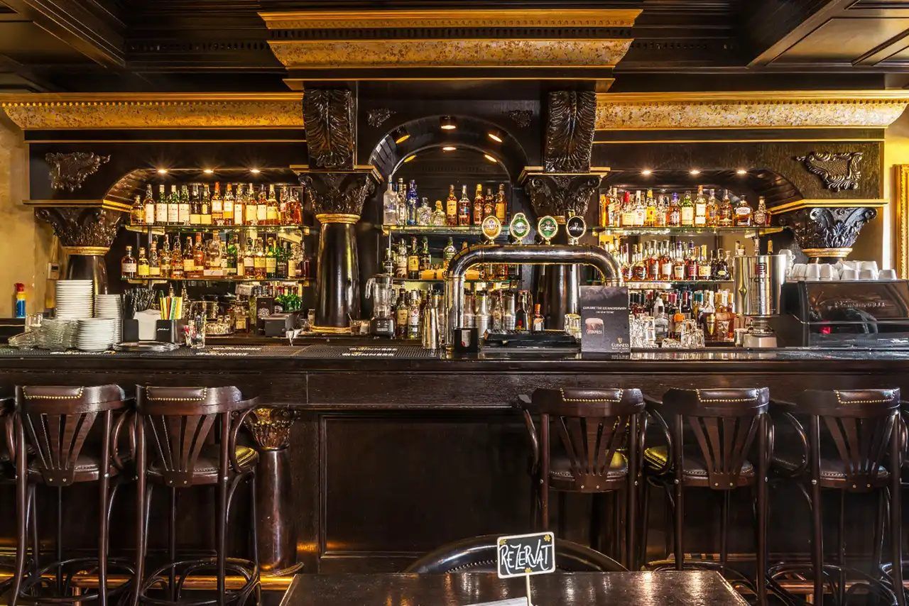 Hospitality interior by Bars & Interiors